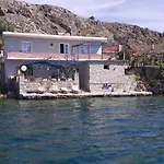 Nesti Relax Bed & Breakfast Lini