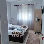 Bed & Breakfast Nesti Relax