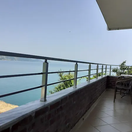 Nocleg ze śniadaniem Nesti Relax