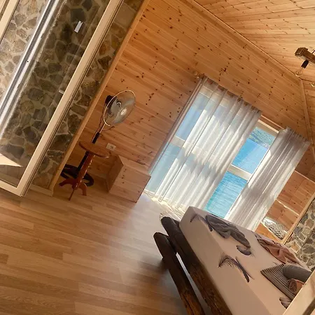 Nesti Relax Bed and breakfast Lini