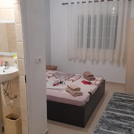 Bed & Breakfast Nesti Relax