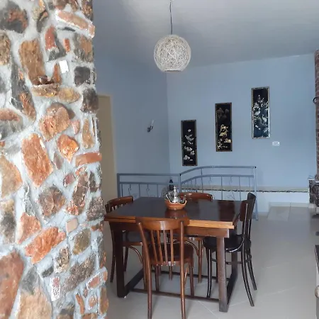 Nesti Relax 4* Lini