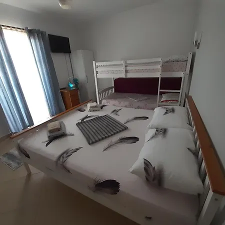 Oda ve Kahvaltı Nesti Relax 3*