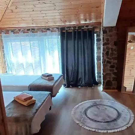 Nesti Relax Couette-café 4*
