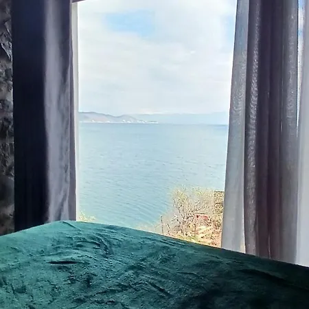 Nesti Relax Couette-café Lini