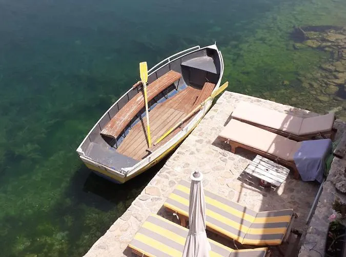 فندق مبيت وإفطار Nesti Relax